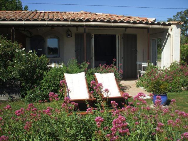 Chambres D'Hotes Et Gites Le Mas Mellou Orange  Exterior foto
