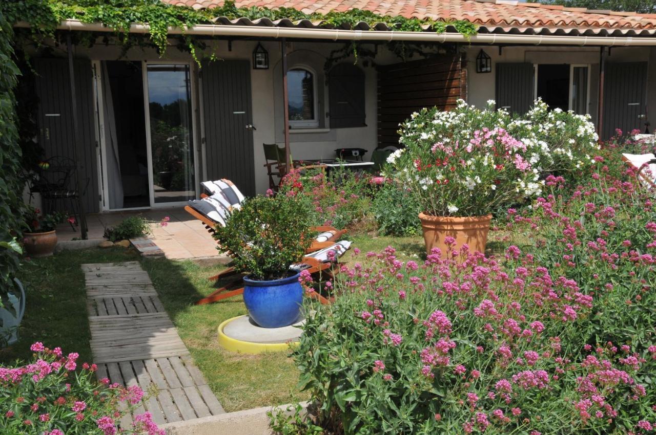 Chambres D'Hotes Et Gites Le Mas Mellou Orange  Exterior foto